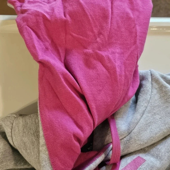 The North Face Sweat Shirt Hoodie Grey.| Big Pink Logo Wmns Sz M - Picture 9 of 9